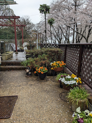 〒504-0915 岐阜県各務原市三井山町１丁目２３