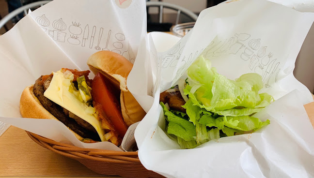 モスバーガーカインズ西神南店