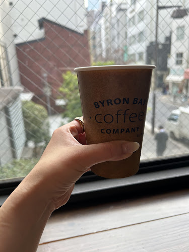 バイロンベイコーヒージャパン 日本橋店 - 中央区