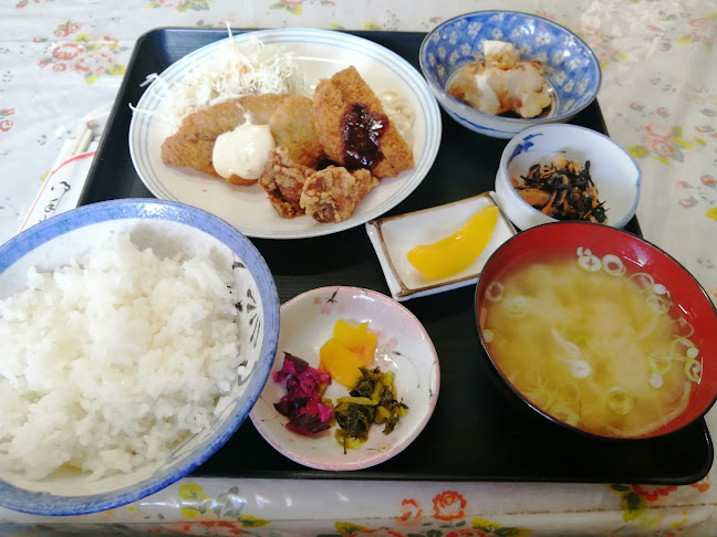 Opinii despre お食事処 ひめしろ în 都城市 - 飲食業