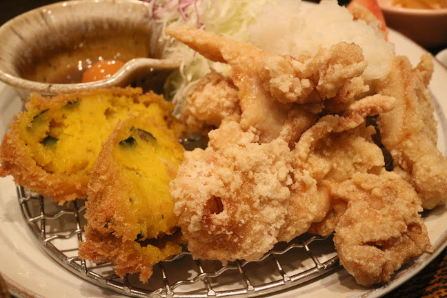 〒233-0002 神奈川県横浜市港南区上大岡西１丁目１６−２５ 上大岡ファーストビル 2F