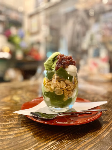 〒734-0053 広島県広島市南区青崎１丁目１５−９