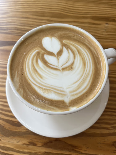 Opinii despre MOON SIDE COFFEE în ふじみ野市 - 飲食業