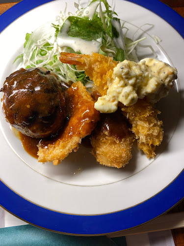 〒662-0915 兵庫県西宮市馬場町３−２０ 1F