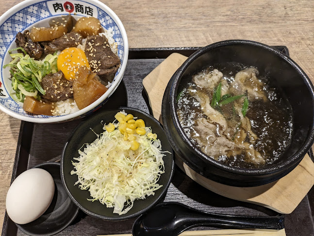 Opinii despre 肉問屋肉まる商店 イオンモール神戸南店 în 神戸市 - 飲食業