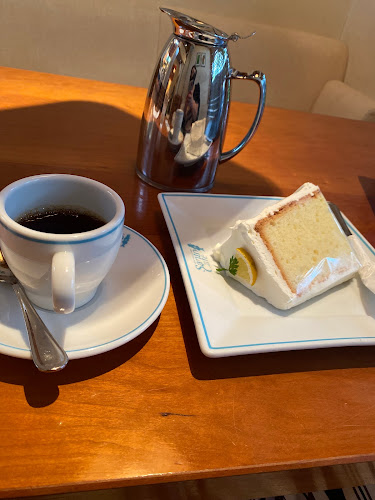 Opinii despre サンタカフェ ハナミズキ în 松山市 - 飲食業