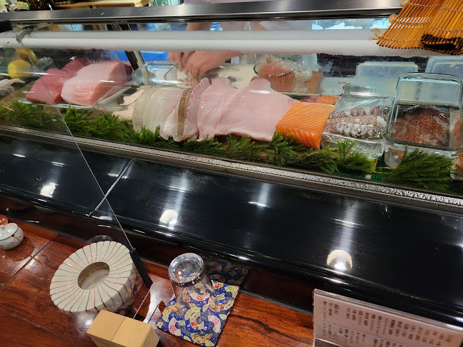 Opinii despre 玉鮨 în 堺市 - 飲食業