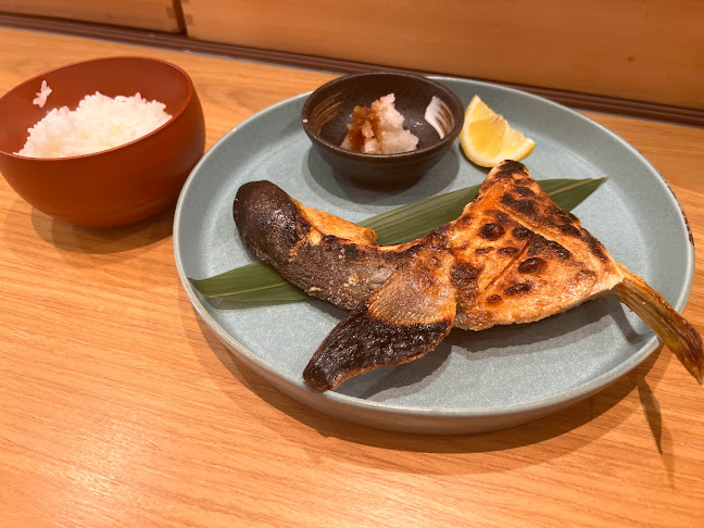 Comentarii opinii despre 丸友 那覇総本店