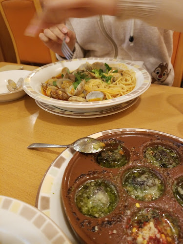 〒390-0811 長野県松本市中央４丁目６−２３