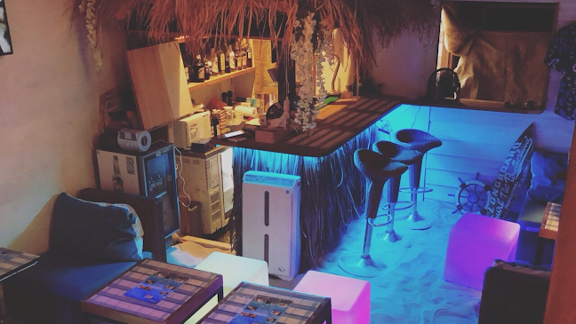 ビーチトリップ - 名古屋市中区栄3-9-22