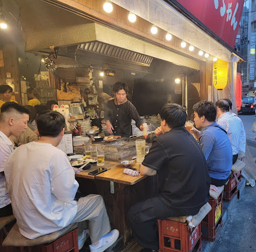 Opinii despre にくちゃん 新天地店 în 広島市 - 飲食業