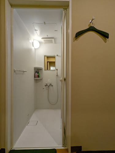 Opinii despre 快活CLUB 東久留米滝山店 în 東久留米市 - 飲食業