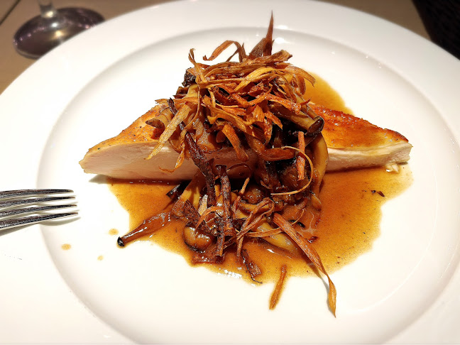 サラベス 東京店 - 千代田区