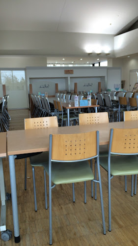 Comentarii opinii despre 京都大学生活協同組合 カフェテリア セレネ