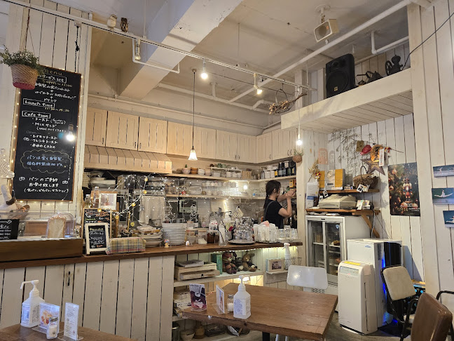 パンカフェ スワロウテイル