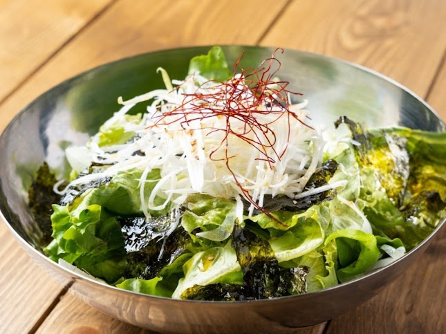 焼肉食べ放題 肉ときどき雲丹 - 飲食業