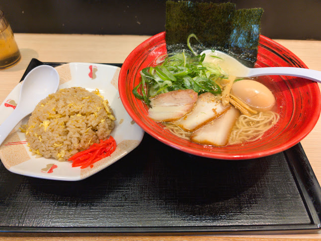 らーめん しおじ - 飲食業