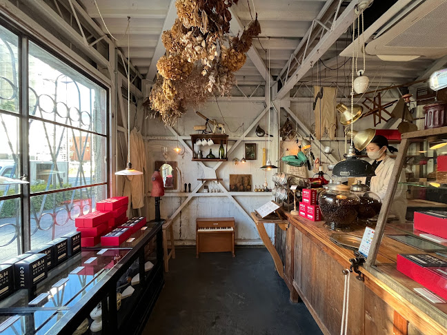 〒600-8239 京都府京都市下京区鎌屋町22