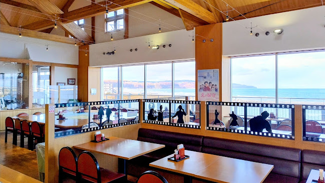 Comentarii opinii despre フードコート キネマ館