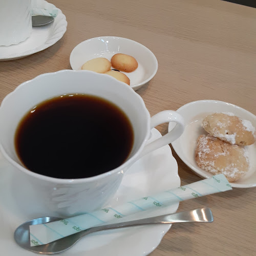 Opinii despre 居場所カフェ 在(aru) în 福岡市 - 飲食業