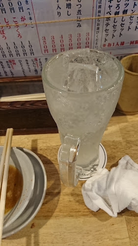 Comentarii opinii despre 立呑みもつ焼処 柏二丁目酒場