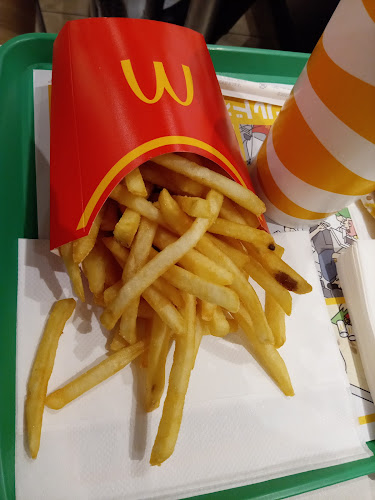 Comentarii opinii despre マクドナルド コクーンシティ店