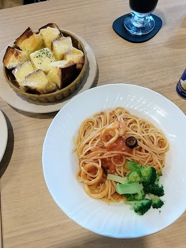 〒231-0861 神奈川県横浜市中区元町１丁目１８