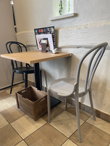 Comentarii opinii despre POKE-YA ポケ丼専門店