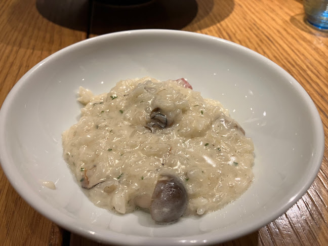 Opinii despre 新宿 オイスターズインク în 新宿区 - 飲食業