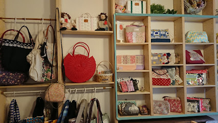 おうちＣａｆｅ樹と葉っぱ