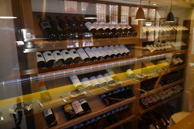 Kiitos Vini naturali - 飲食業