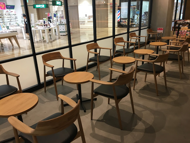 Comentarii opinii despre スターバックス コーヒー 荻窪タウンセブン店