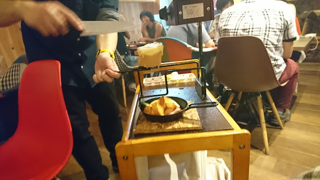 Opinii despre イタリアン チーズバル バルバル 博多駅前 în 福岡市 - 飲食業