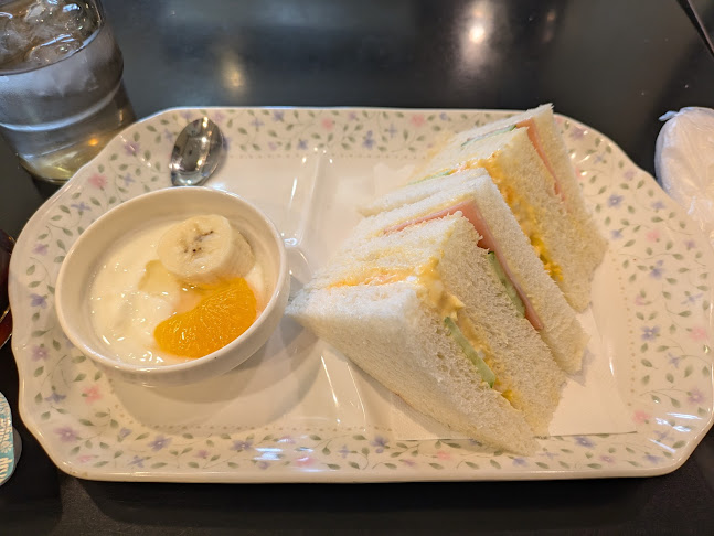 Opinii despre ピアノ în 大阪市 - 飲食業