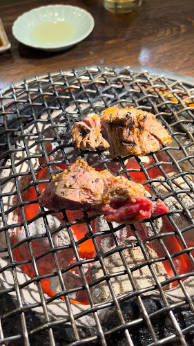 焼肉三日月