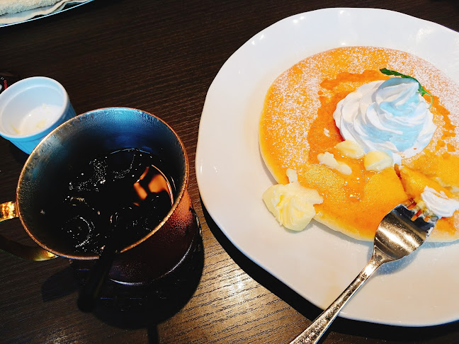 Comentarii opinii despre 銀座珈琲店 銀座数寄屋橋店