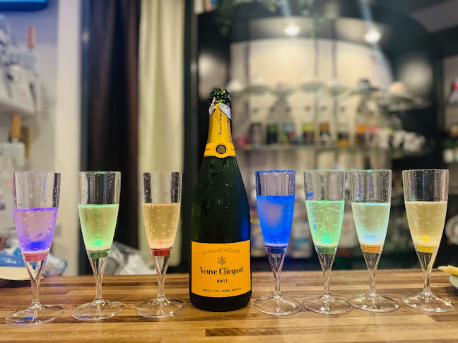 Cafe & Bar ゆきっち - 飲食業