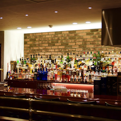 Opinii despre BAR TENDERS DINING în 鎌倉市 - 飲食業