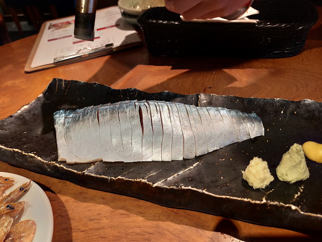 〒254-0043 神奈川県平塚市紅谷町９−１８ 中島ビル 1F