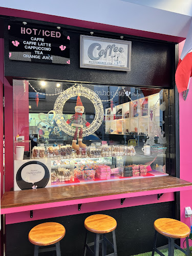 パティスリーカカオエット・パリ 中目黒本店 - 飲食業