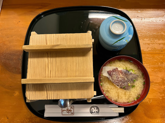 浪花寿司 - 飲食業