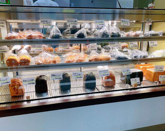 浅草ベーカリー - 飲食業