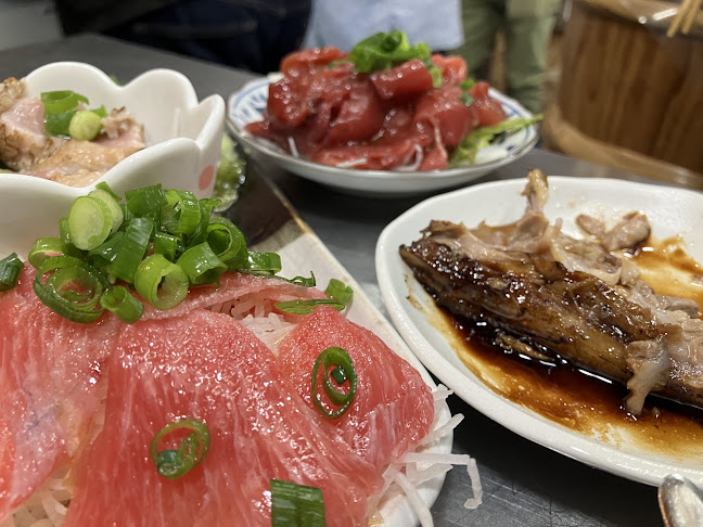 Opinii despre まぐろ問屋 în 大阪市 - 飲食業