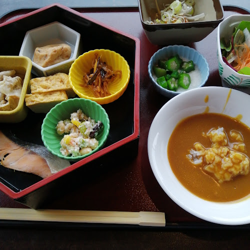 Opinii despre 洋食酒場 ジンジャー＆旬菜・しゃぶ処 和亭美菜 în 水戸市 - 飲食業