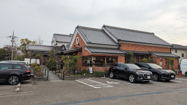 石窯パン工房 麦蔵 - 飲食業