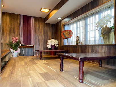 お茶漬け・おにぎり 金鳥居