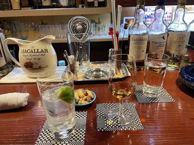 〒780-0842 高知県高知市追手筋１丁目９−４