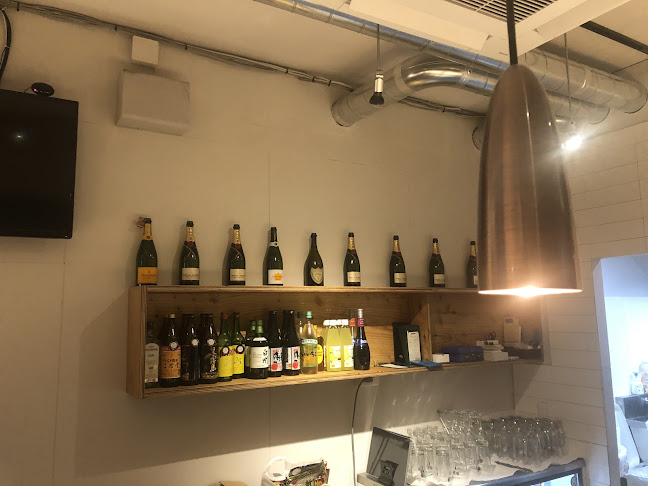 Comentarii opinii despre ダイニングバー ターゲット