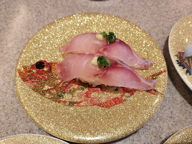 きときと寿し富山駅店 とやマルシェのれん横丁 - 富山市