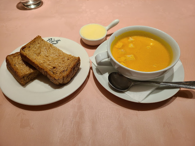 Opinii despre ベルーガ în 墨田区 - 飲食業